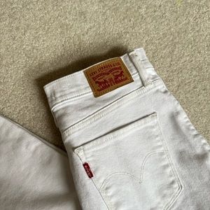 White Floral Detailed Levi 311’s 28” waist